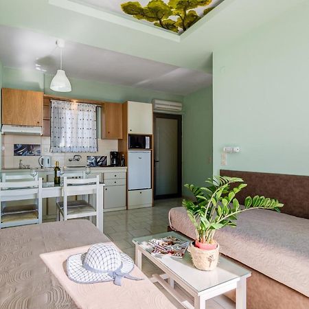 Alkionis Beach Hotel Apartments Sfáka Dış mekan fotoğraf